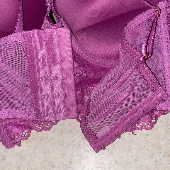 Lot of four bralettes with push up padding. Pink, red, purple, and gold. - Picture 7 of 13